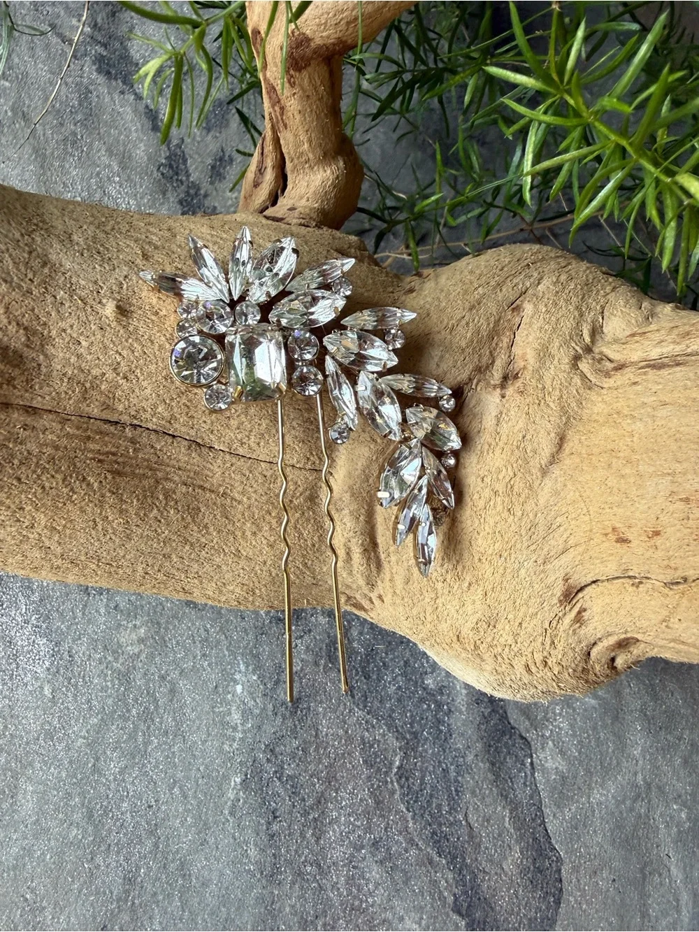 New🌟BHLDN-Anthropologie-Crystal Leaf Bridal Hair Pin - Clear Sparkle